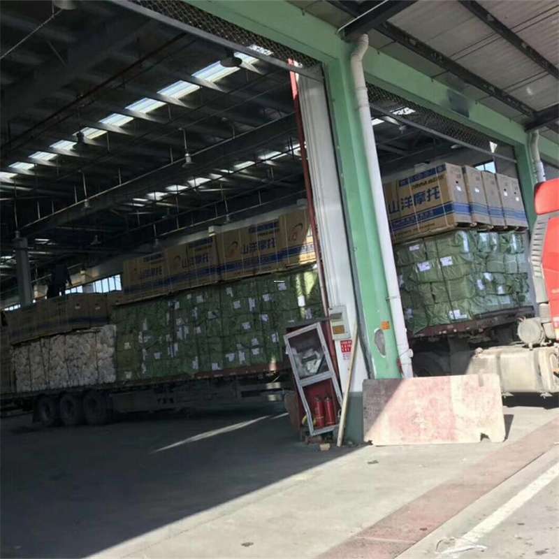 秀峰区隆子县：物流专线的高效货运之旅